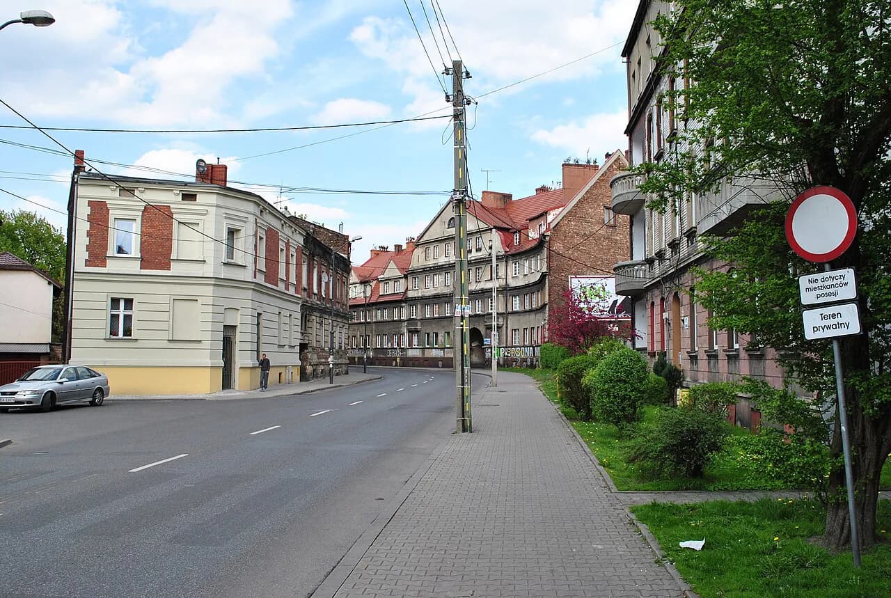 Dąb, Katowice: the district, what's there and who it suits