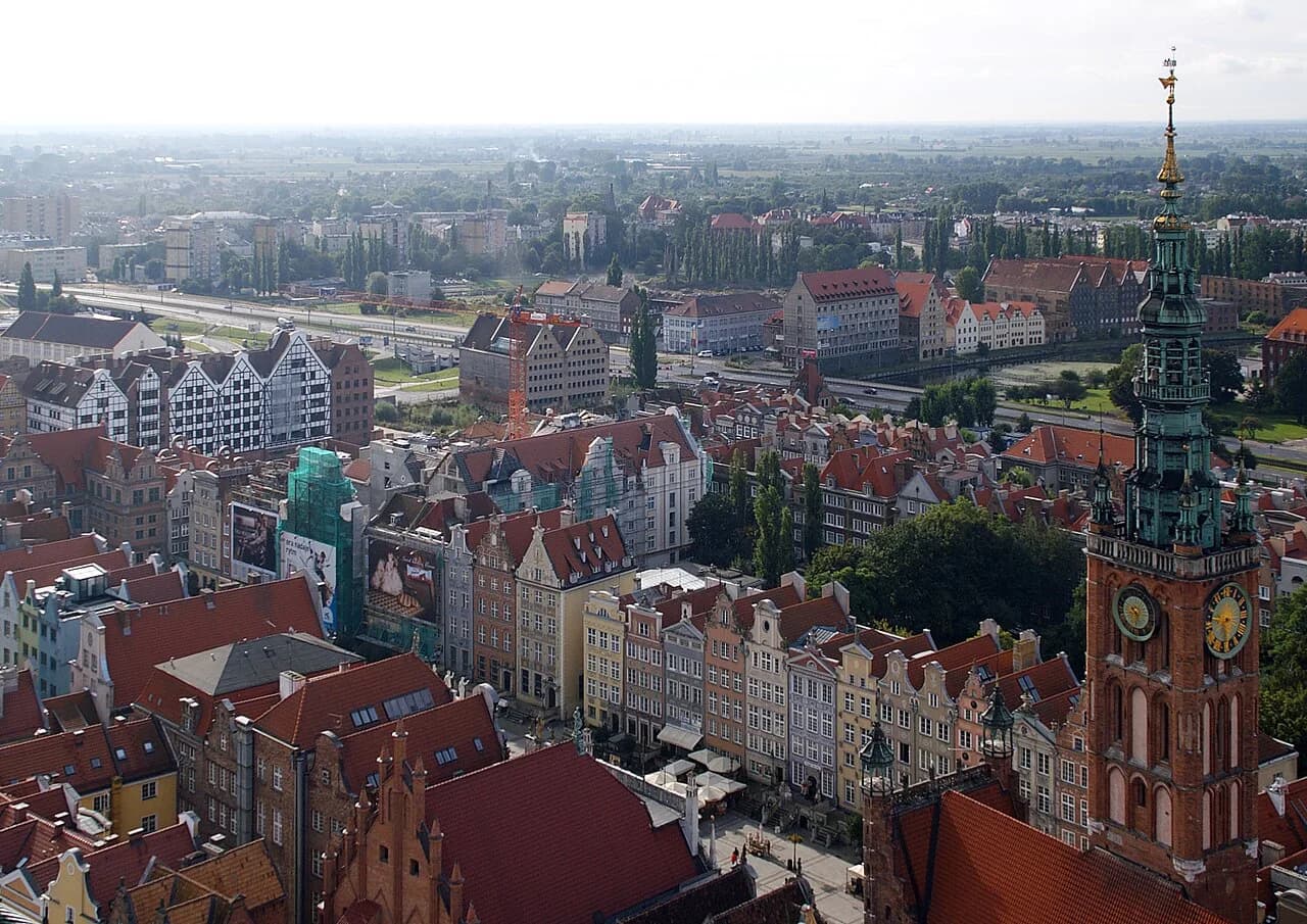 Gdańsk vs Sopot: Which Is the Better City Break Base?
