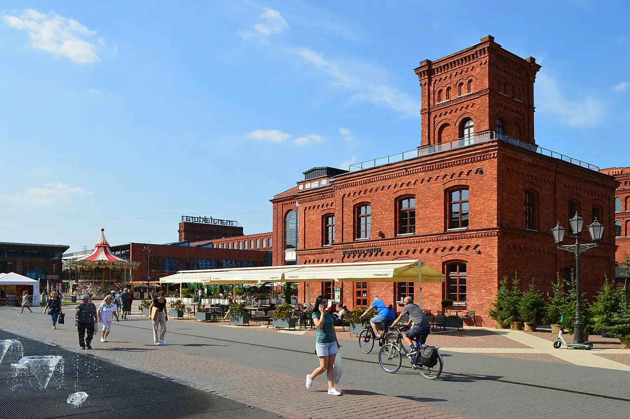 Łódź Architecture: Red-Brick Factories, Villas and Post-Industrial Revival