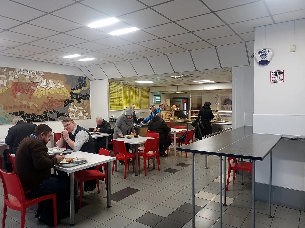 Milk Bars in Poland: What a Bar Mleczny Is and How to Order