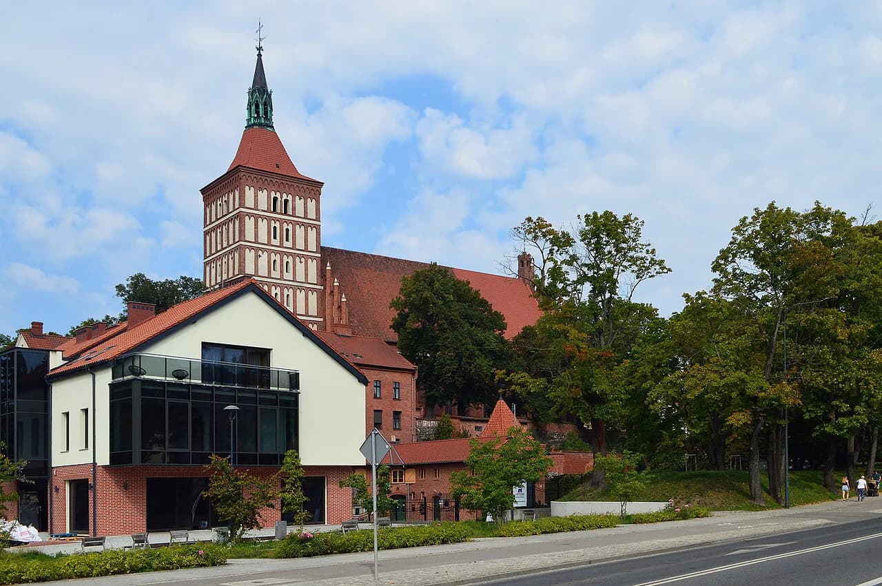 Olsztyn: Copernicus's Castle, Old Town and Warmia Gateway