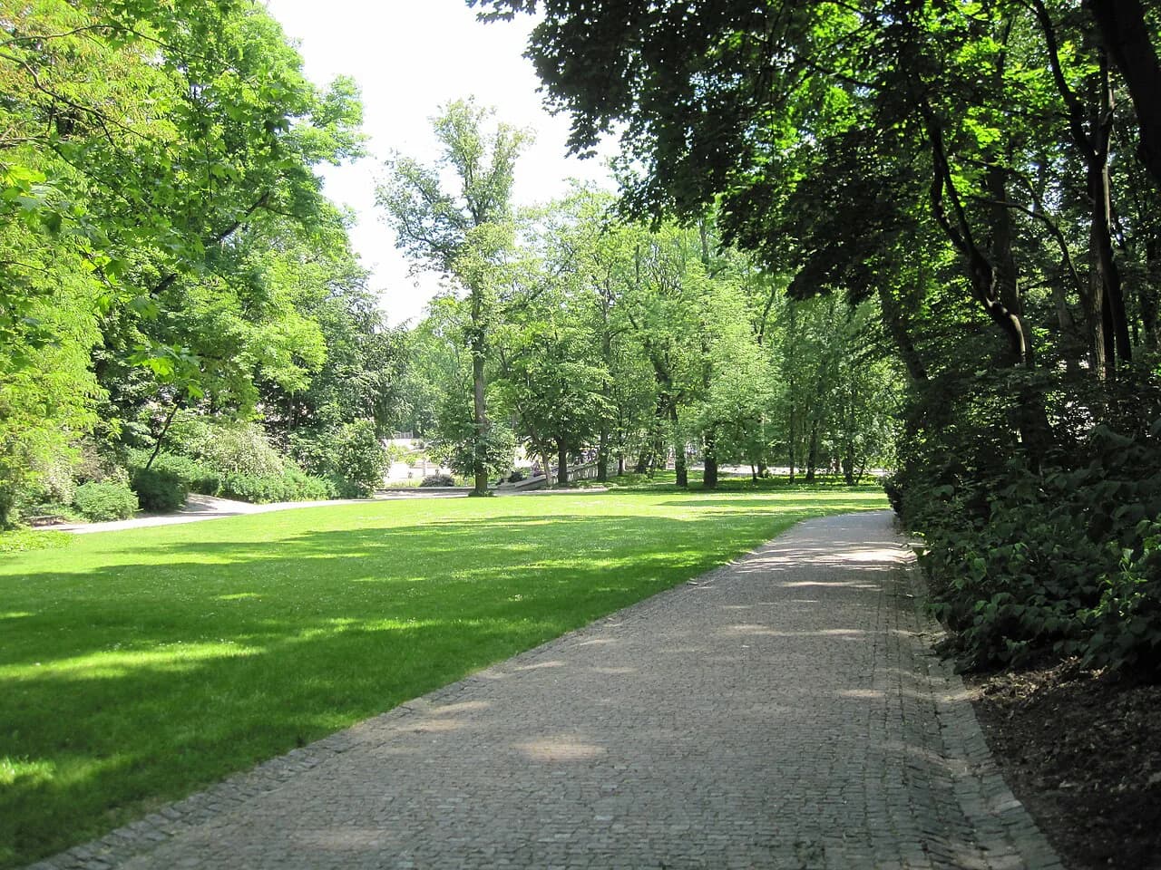Parks in Warsaw: The Green Spaces Worth Your Time