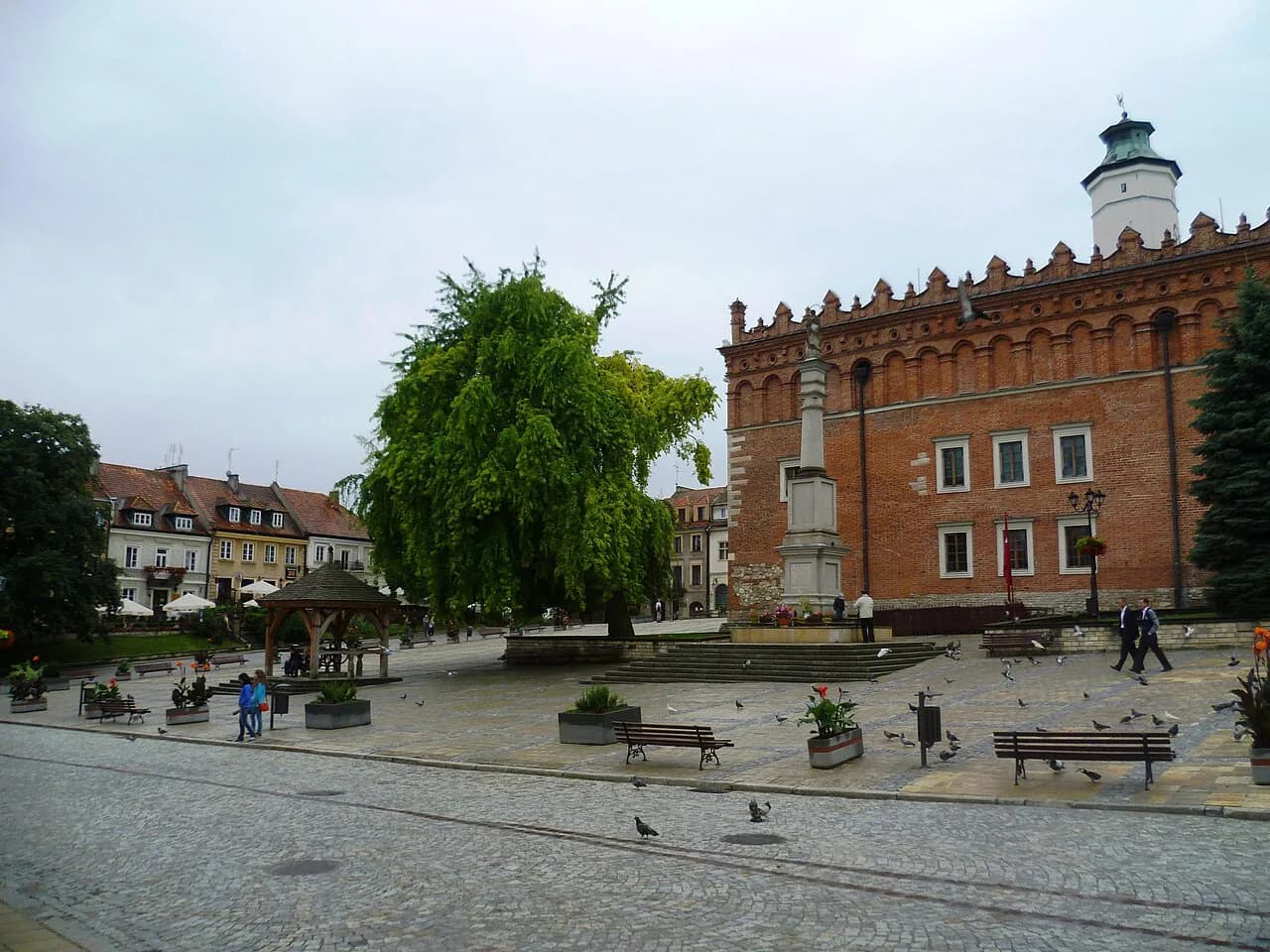 Sandomierz: Hilltop Old Town, Underground Route and Vistula Views