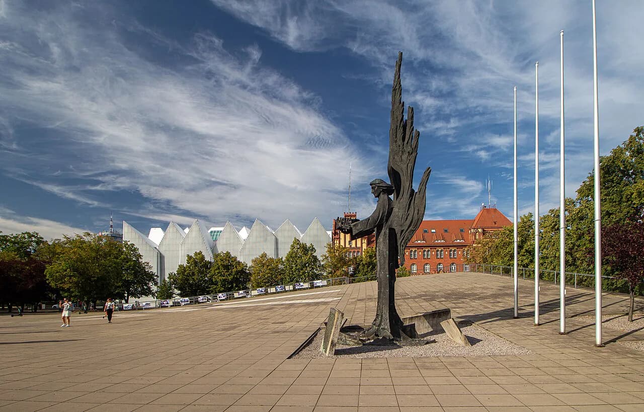 Szczecin Walking Tour: A Self-Guided Route and What to See