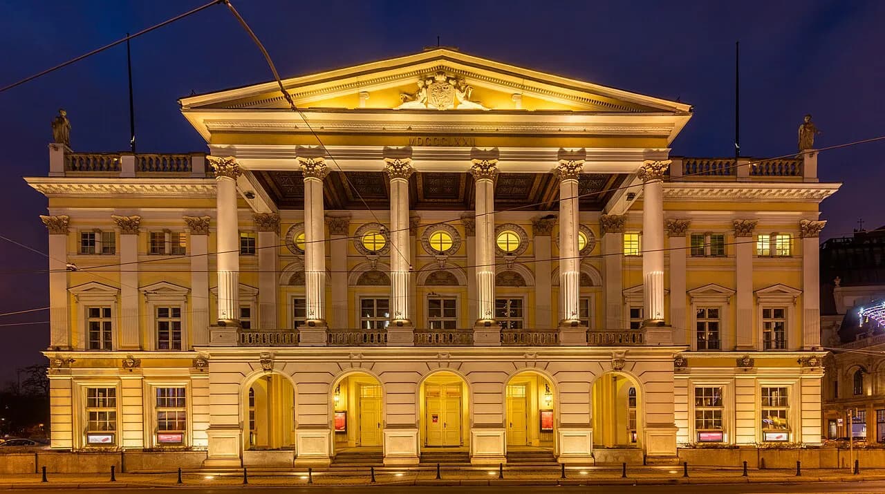 Wrocław Opera: Tickets, Repertoire and How to Visit