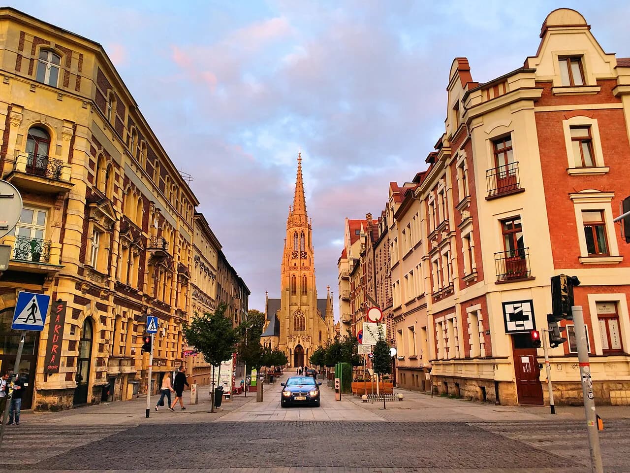 Mariacka Street, Katowice: The City's Pedestrian Spine