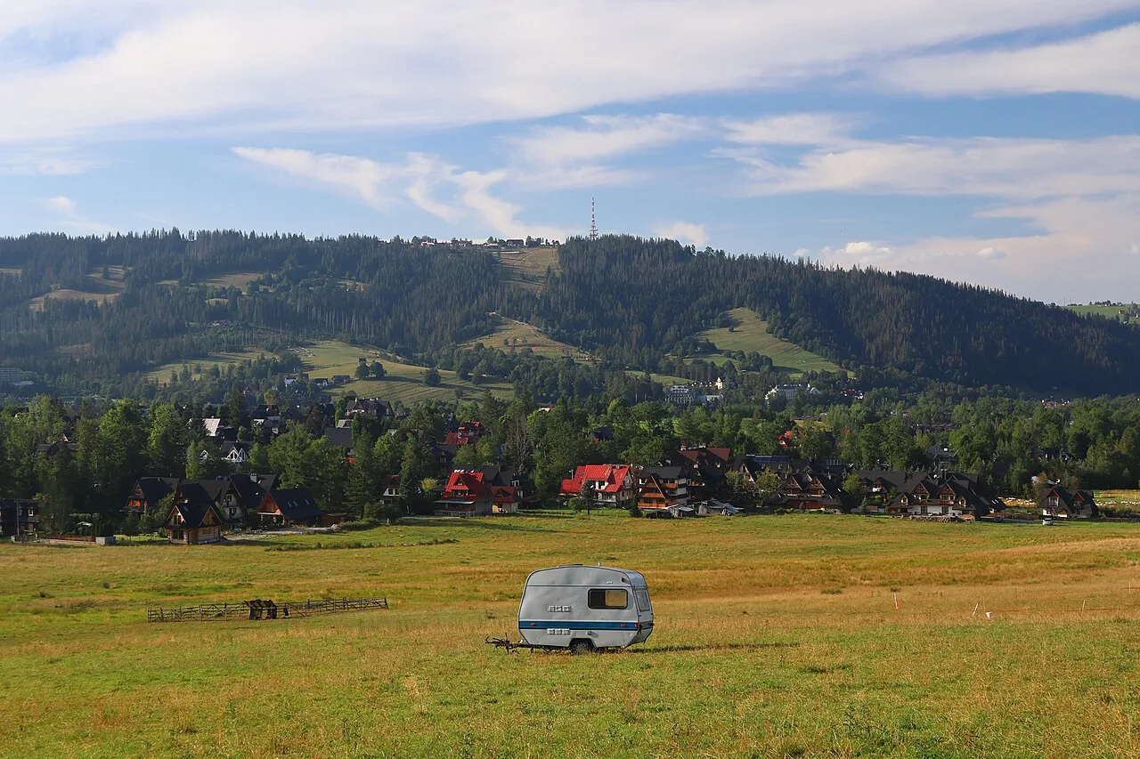 Gubałówka hill seen from Droga pod Reglami in Zakopane.