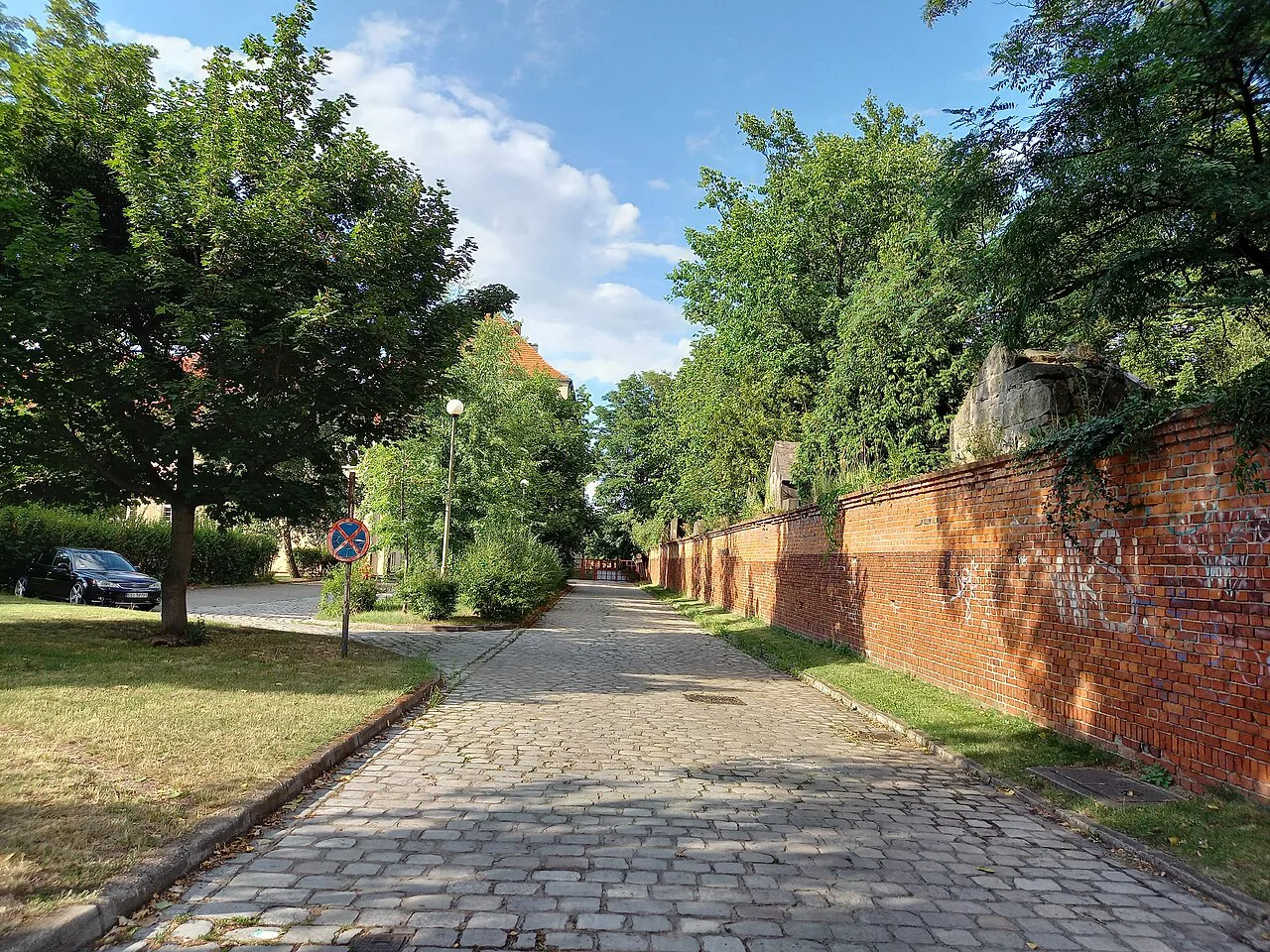 Cobbled Sztabowa Street in Krzyki, Wrocław.