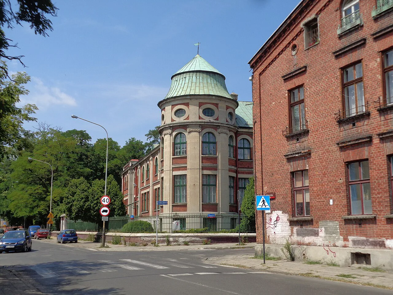 The corner of Targowa and Fabryczna streets in Łódź.