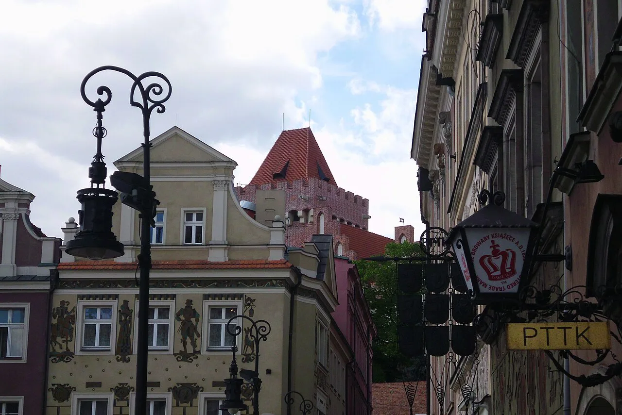 Street view towards the Royal Castle in Poznań.