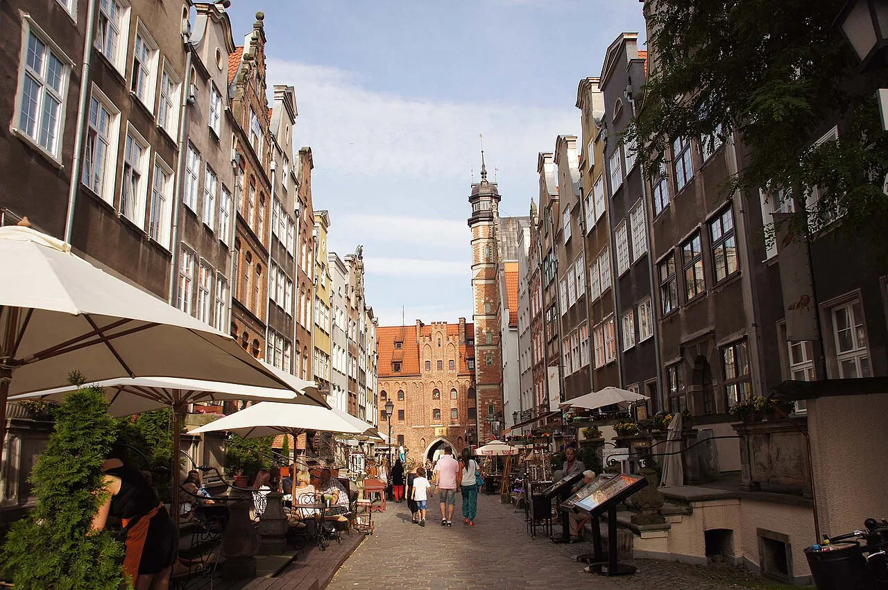 Shop terraces along Mariacka Street in Gdańsk's Main Town