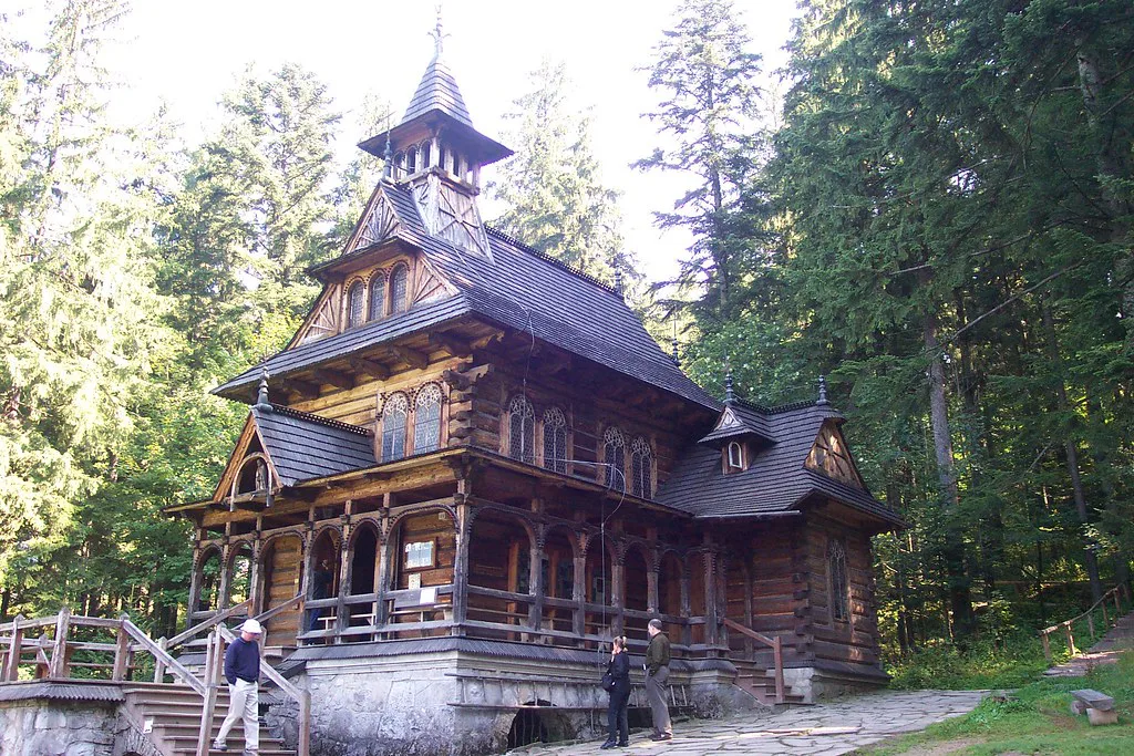 A timber chapel in the Zakopane style.