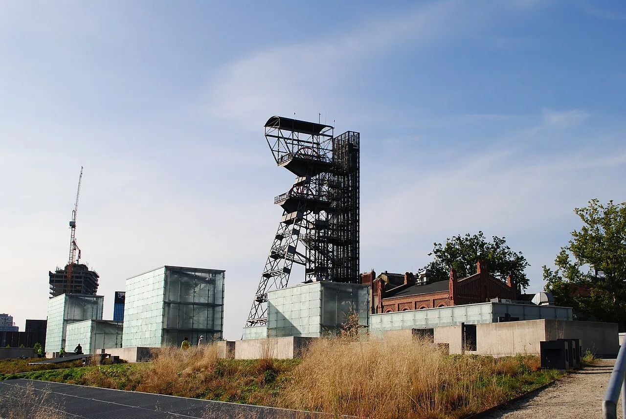 The former Katowice mine shaft tower and glass pavilions of the Silesian Museum