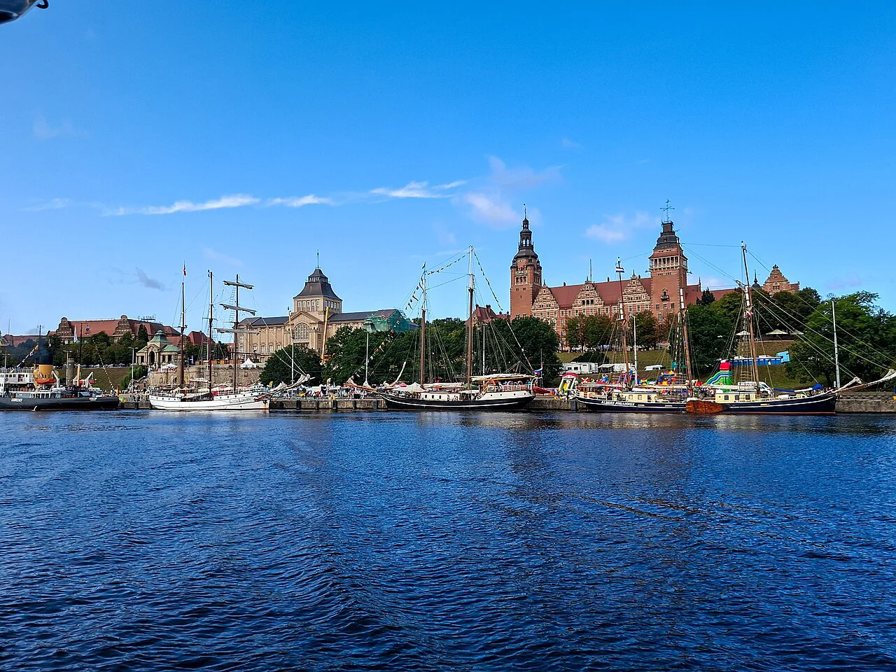 The Wały Chrobrego waterfront in Szczecin during Żagle 2026.