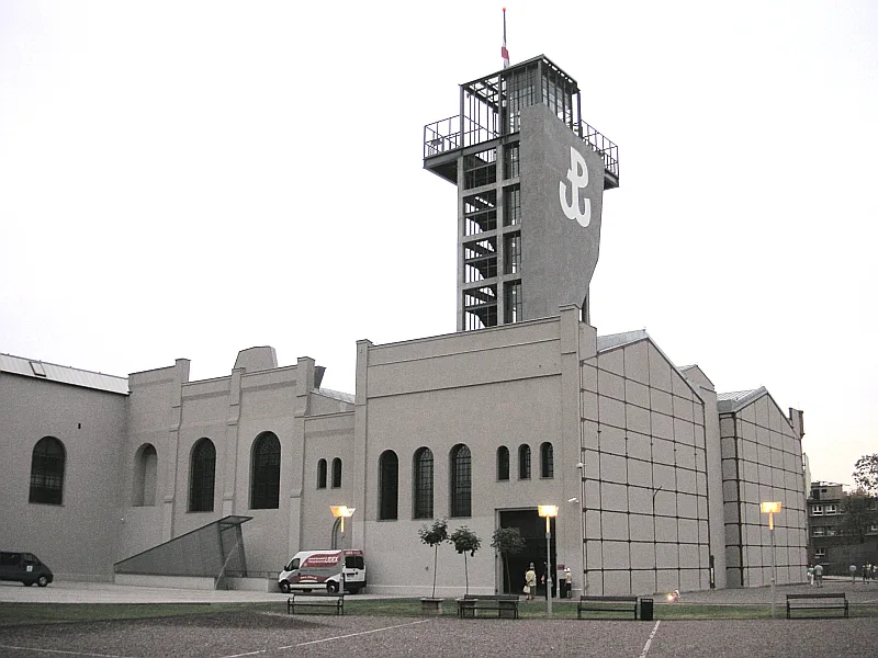 The rear of the Warsaw Rising Museum and its tower.